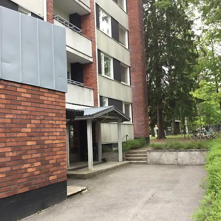 Апартаменты Yksio Uudenmaankatu Хювинкяя